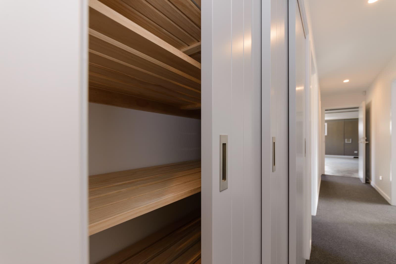 Contemporary New Build - Image 5