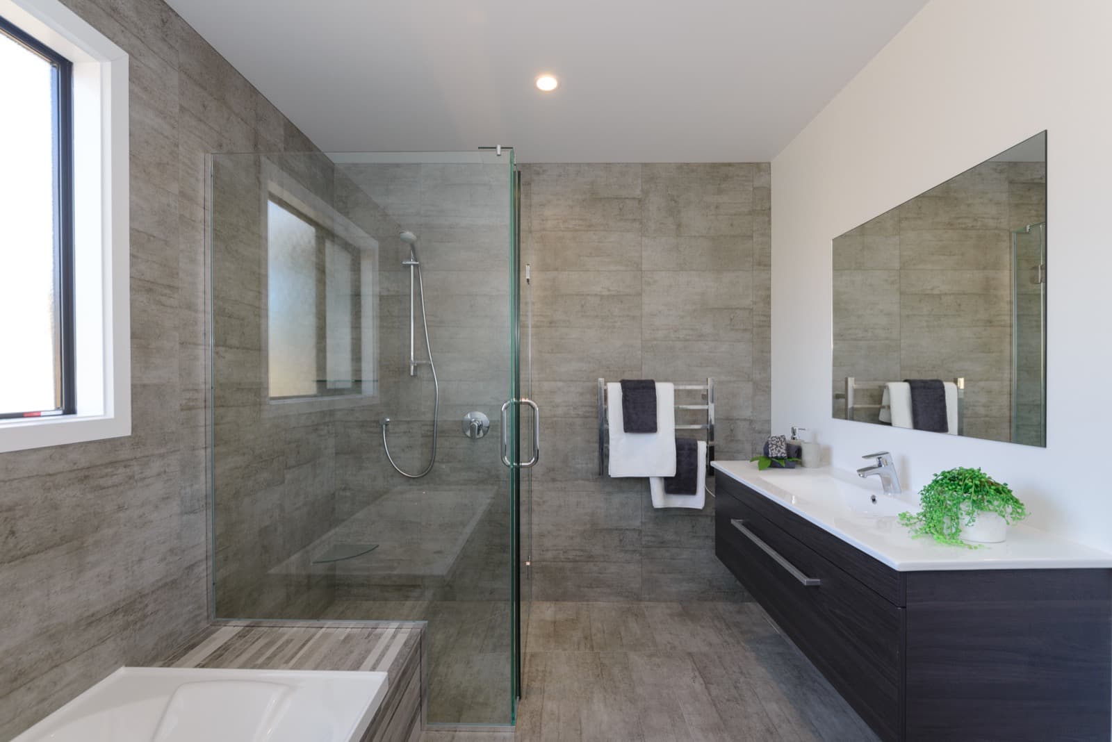 Contemporary New Build - Image 6